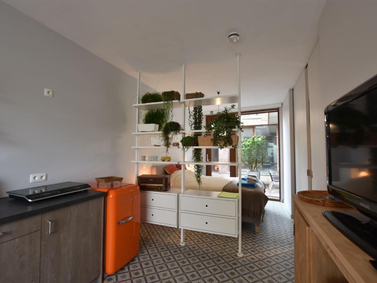 Studio In Ieper With Terrace Exterior foto